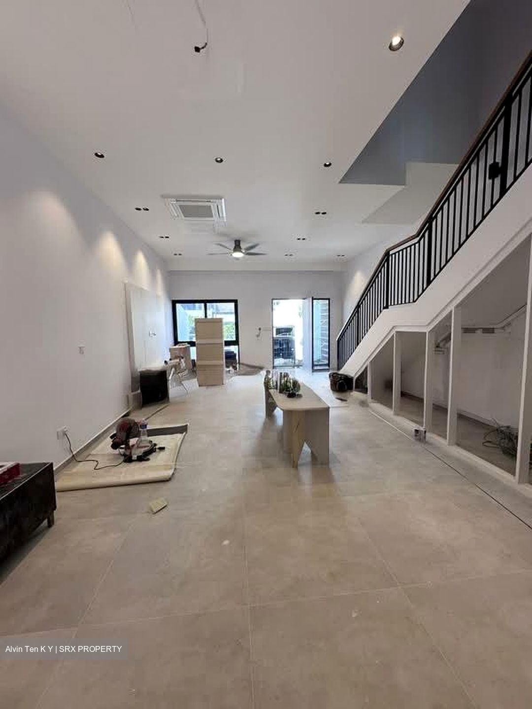 Opera Estate (D15), Terrace #565600031
